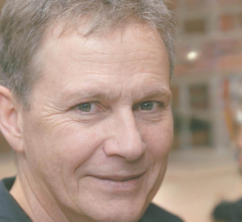 Portrait of Tavian Ruecker, Operations Director at industrial manufacturer